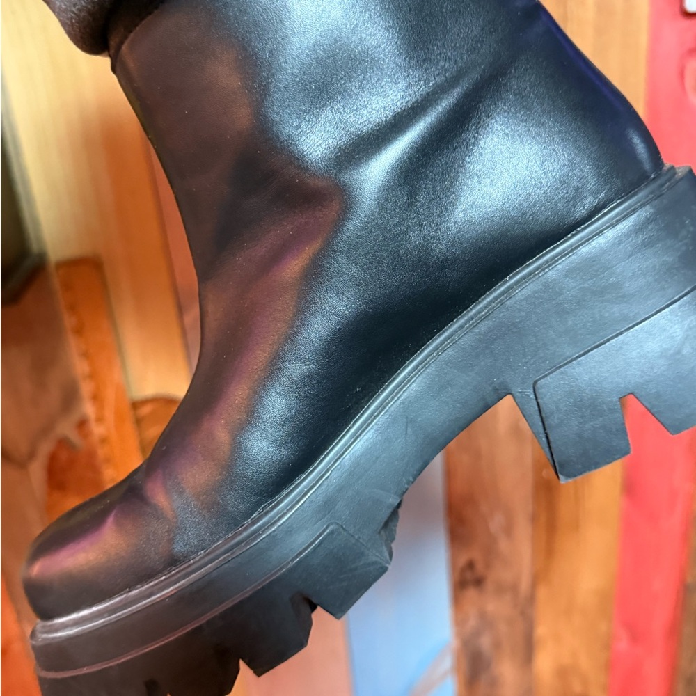 🔥 Black Oversized Slouch Platform Boots – Structured, Bold & Absolutely Boss 🔥 - Picture 3 of 10